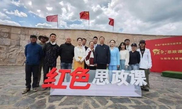 智志双扶谱新篇、写好“黔行笔记”、雪域高原“山海情”……走近这些“博士服务团”