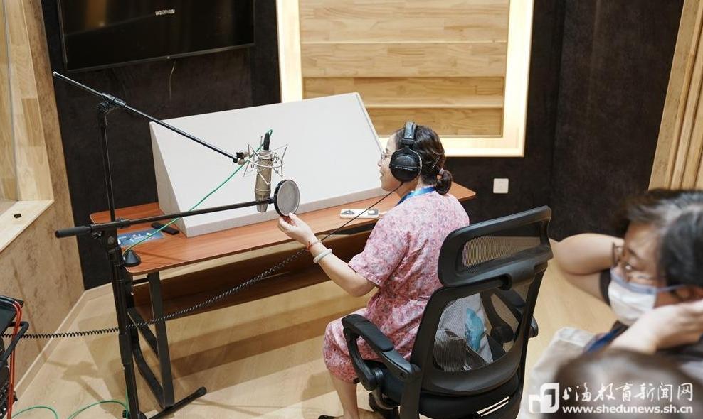 上海教育敬老榜样①|静安区业余大学：深耕“智慧助老”，助力长者追光数字时代