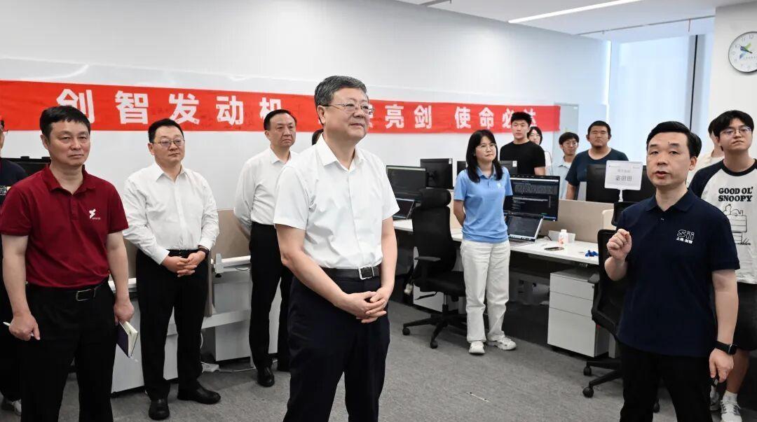 围绕贯彻落实十二届市委九次全会精神,陈吉宁调研上海创智学院