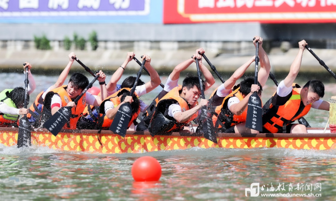 健康第一·高校体育风采|从“一无所有”到“水上传奇”,上海立信水上运动俱乐部体教融合育新人